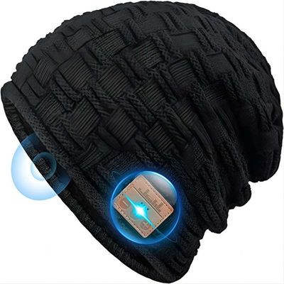 Godere doppio di musica degli altoparlanti di B5 Bluetooth 5,0 Beanie Hat With Wireless Headphone