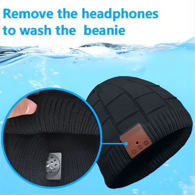 Il nero di Bluetooth Beanie Hat Women Beanie Hat degli uomini per le attività della concorrenza di inverno