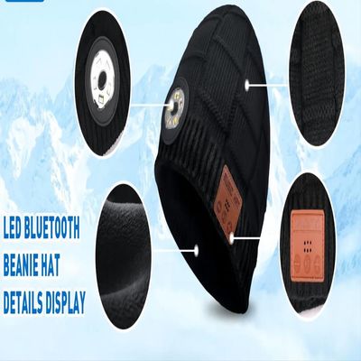 Donne degli uomini lui i suoi regali degli Stuffers di Beanie Novelty Headwear Christmas Stocking del cappello di Bluetooth
