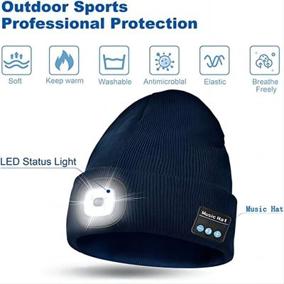 Notte di inverno che lavora il cappello senza fili delle cuffie di Bluetooth con la luce regolabile di 3 LED