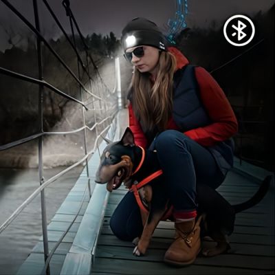 Il video cappello del LED Bluetooth, videocamera portatile portabile di risoluzione di 5.0-megapixel HD con musica gode del faro per la pattuglia